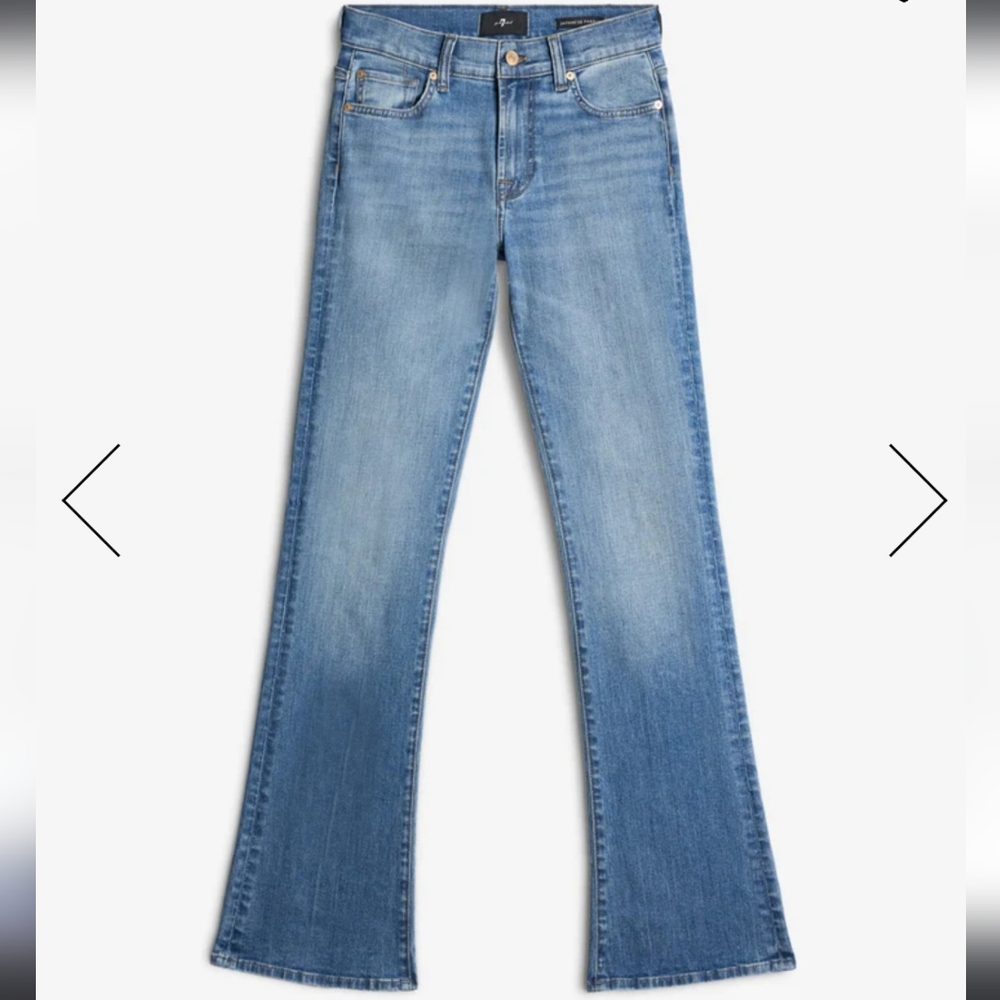 Women's Size 28 "7 For All Mankind" Boot Cut Jeans
